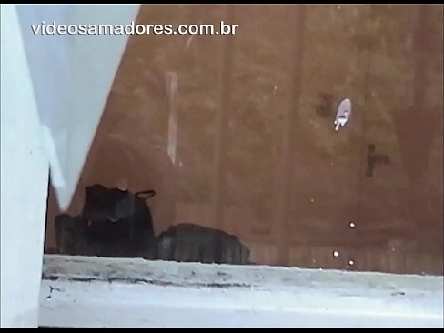 ❤️ Home cachondo mirando á súa moza con outro mozo, gravando un vídeo de carallo sen molestar á parella ❤❌ Porno duro na pornografía gl.high-pass.ru