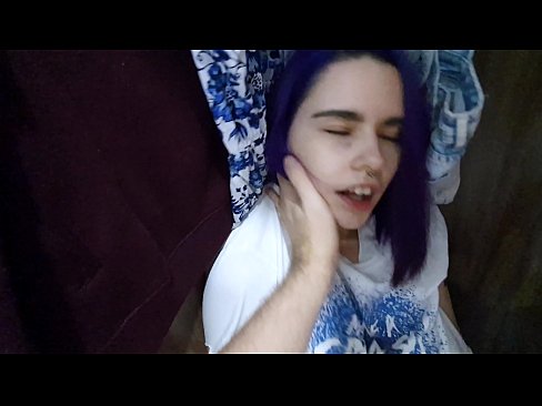 ❤️ Atopo a miña irmá no armario e axudouna a correrse ❤❌ Porno duro na pornografía gl.high-pass.ru